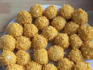 Empanizado de albóndigas