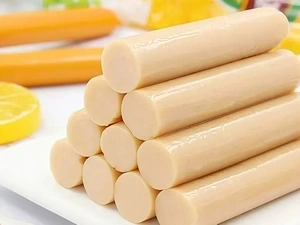 Salchichas de carne de pollo